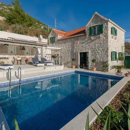 Exquisite Brac 3 Bedrooms Belle Murvica Overlooking The Adriatic Sea Private Pool Murvica * Murvica (Brac)