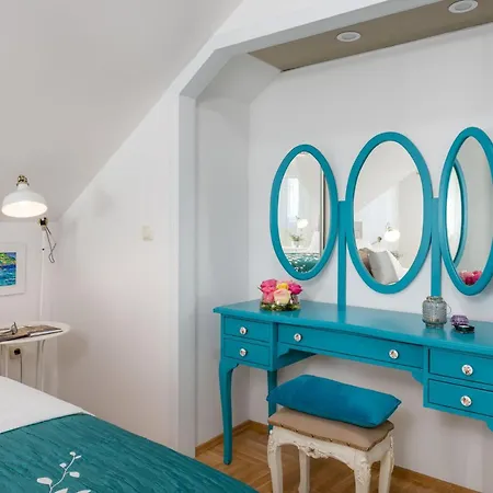 Villa Exquisite Brac 3 Bedrooms Belle Overlooking The Adriatic Sea Private Pool
