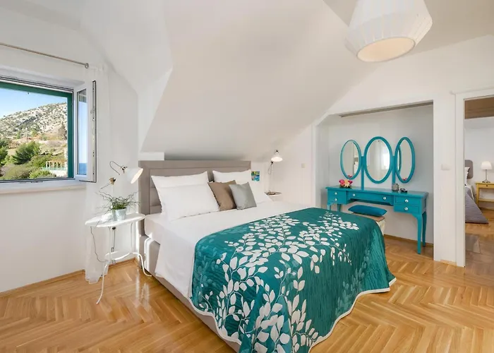 Exquisite Brac 3 Bedrooms Belle Seaviews *